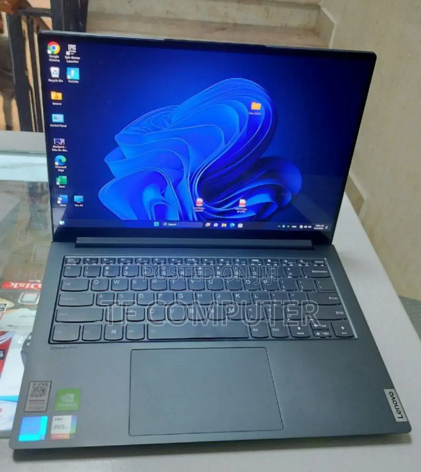 New Laptop Lenovo ThinkPad Yoga 16GB Intel Core I7 SSD 512GB