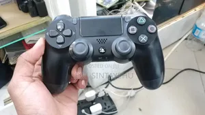 Photo - Ps4 Controller
