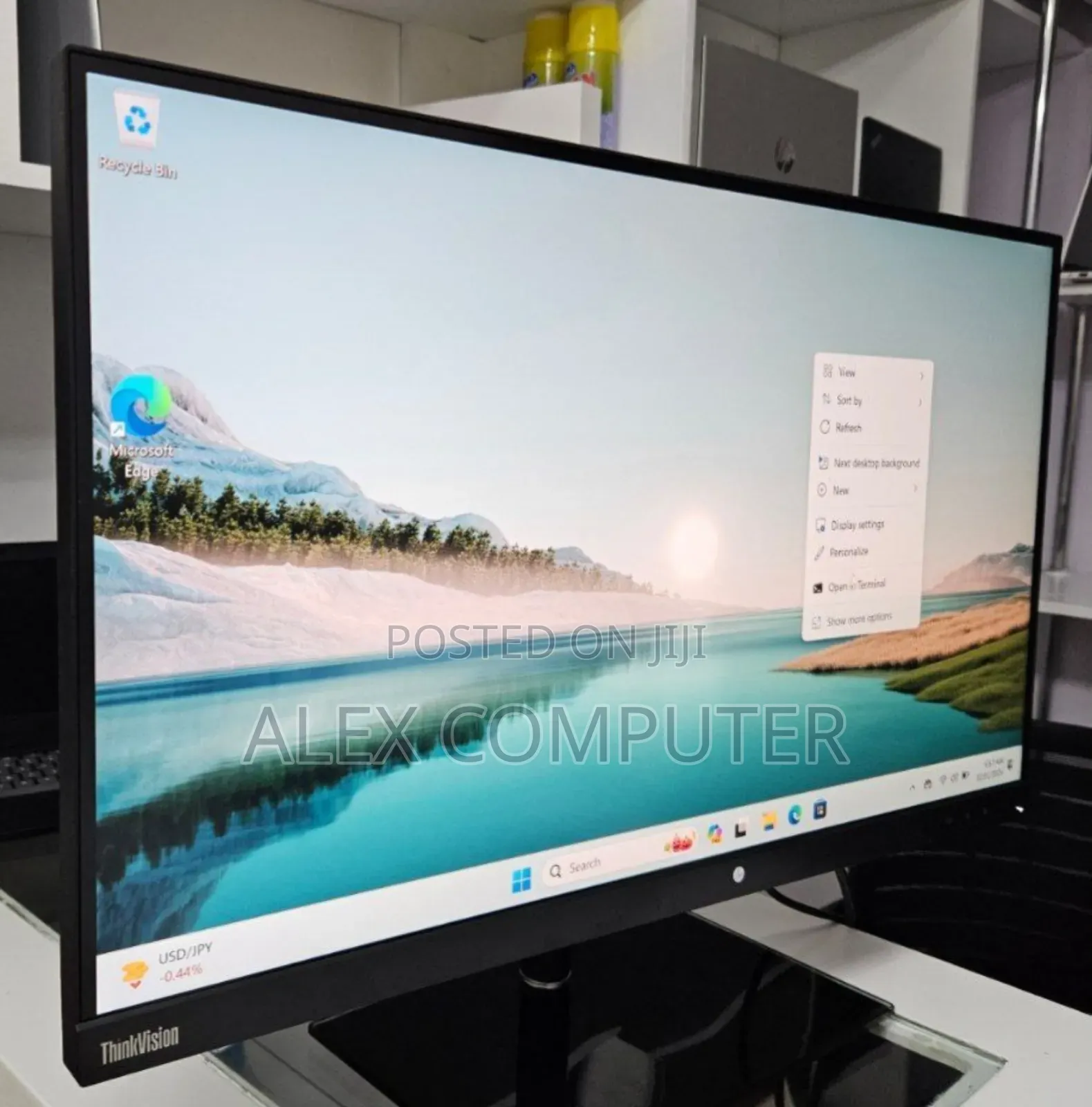 Brand New LENOVO 27" Inch Frameless