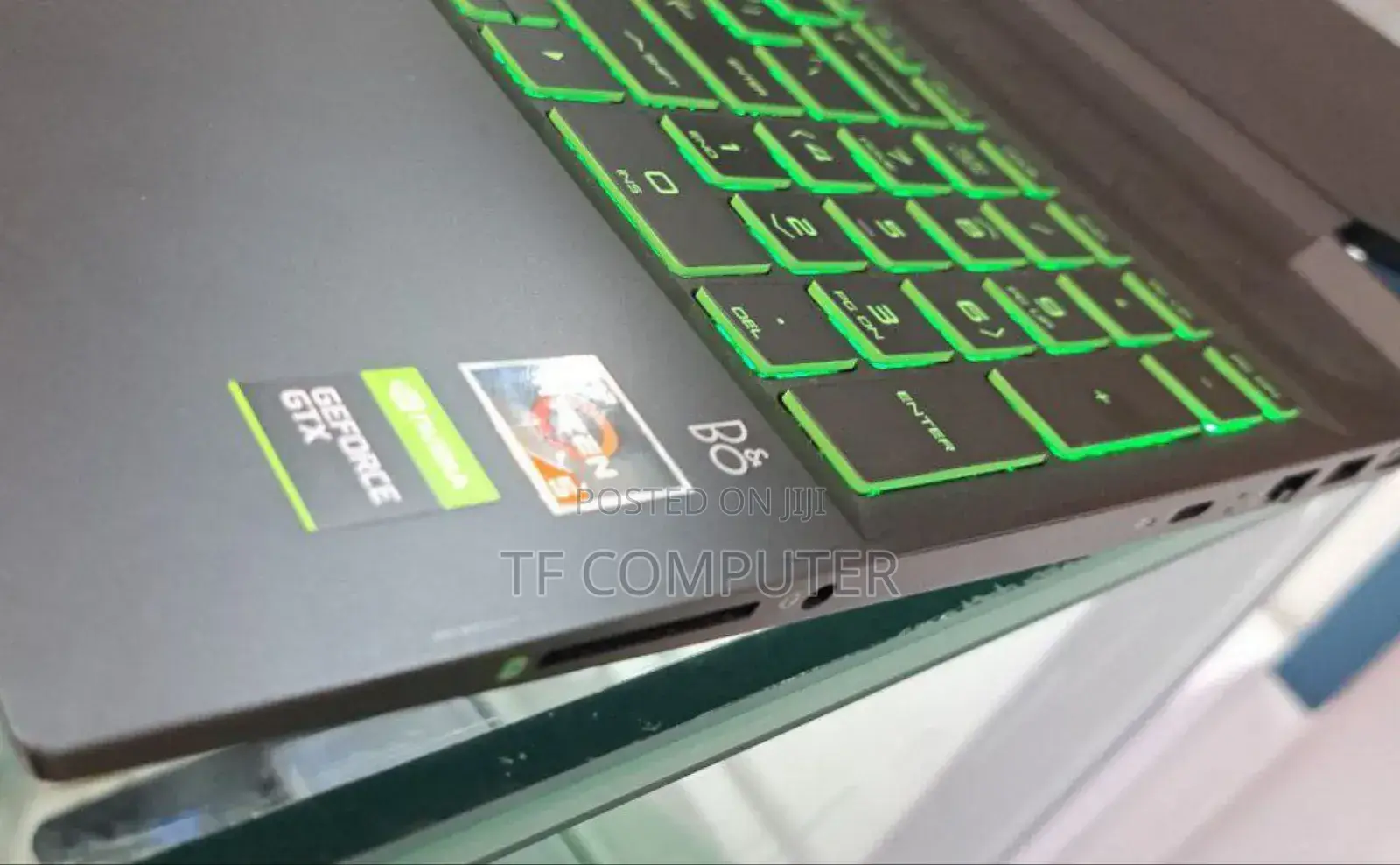 New Laptop HP Pavilion 15 8GB AMD Ryzen 5 SSD 512GB