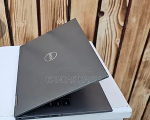 Photo - New Laptop Dell Inspiron 14 3552 8GB Intel Core I5 SSD 256GB