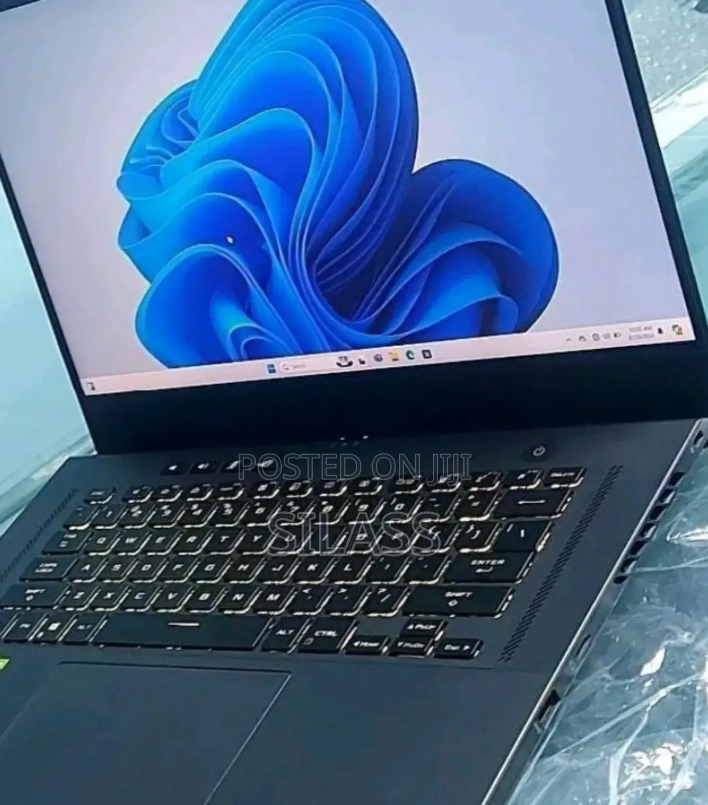 New Laptop Asus ROG Zephyrus G15 16GB Intel Core I7 SSD 512GB