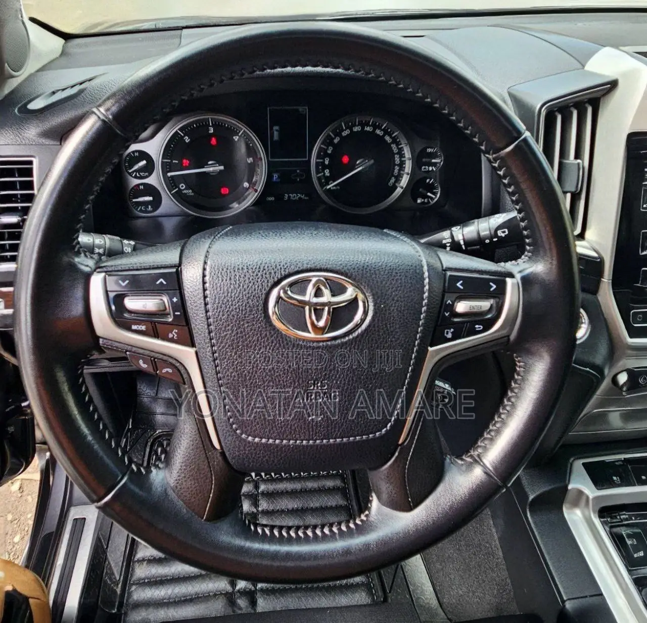 Toyota Land Cruiser 4.5 V8 VXR 2021 Black