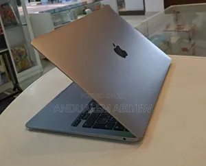 New Laptop Apple MacBook Air 2020 8GB Intel Core I5 SSD 256GB