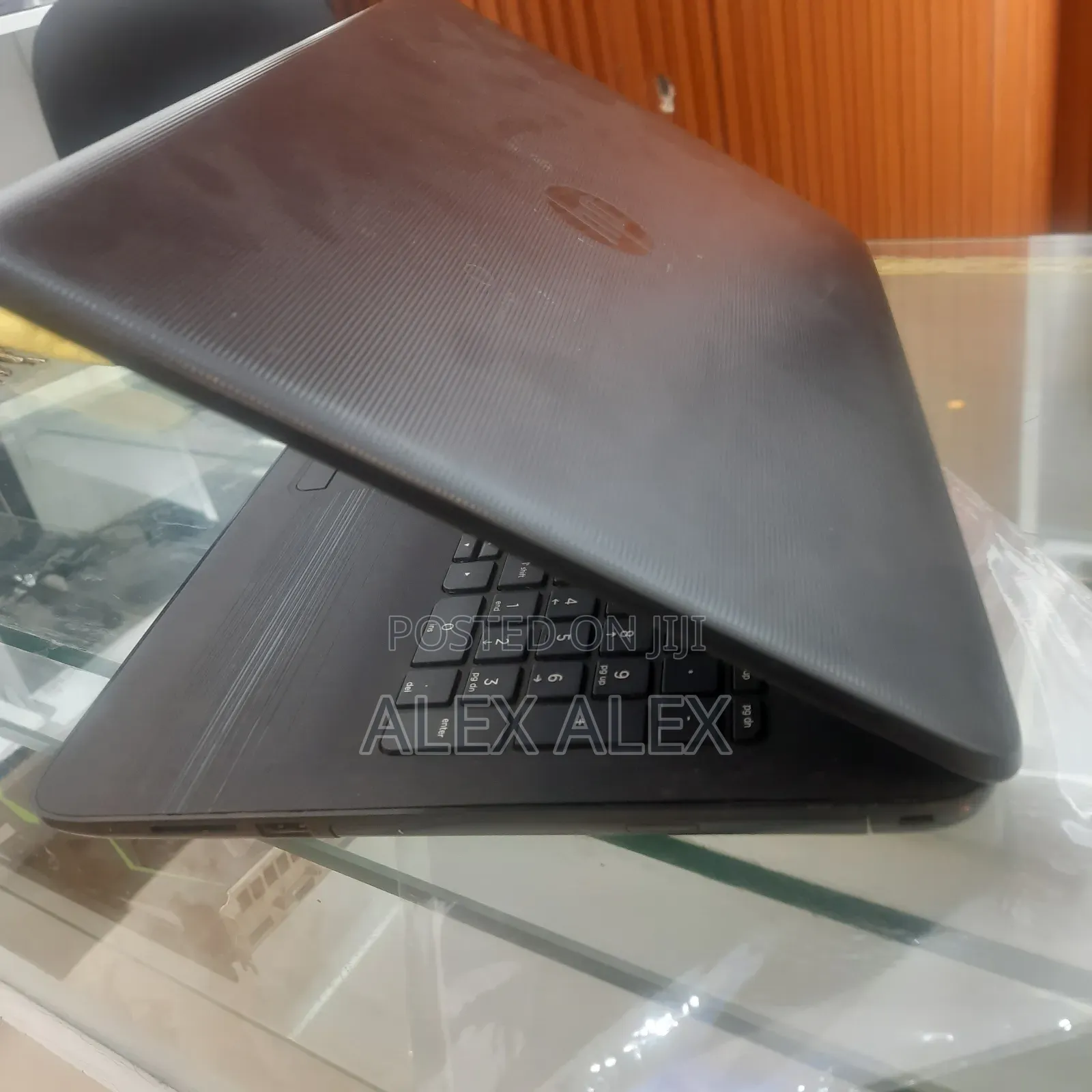 Laptop HP Stream Notebook 6GB AMD A10 HDD 1T