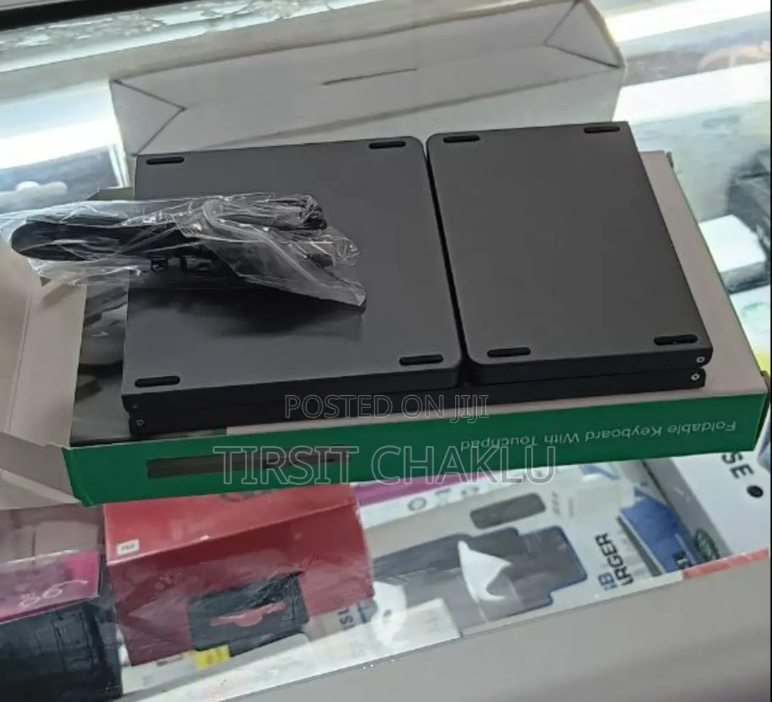 Foldable Wireless Bluetooth Keyboard With Touchpad B033