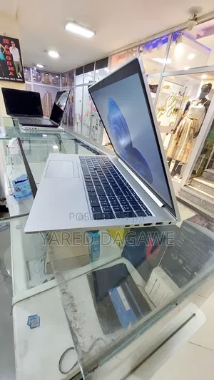 New Laptop HP EliteBook 850 G8 16GB Intel Core I5 SSD 512GB