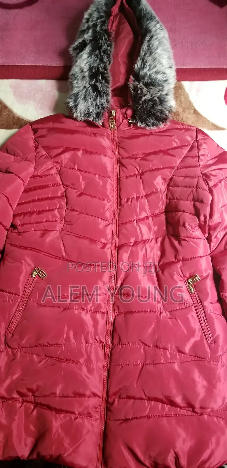 ኦሪጂናል የሴቶች ጃኬት
Puffer Jacket