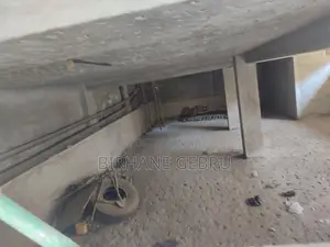 1bdrm Apartment in Apartment Ground, Bole for rent