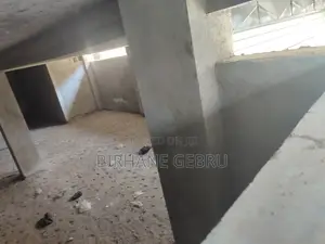 1bdrm Apartment in Apartment Ground, Bole for rent