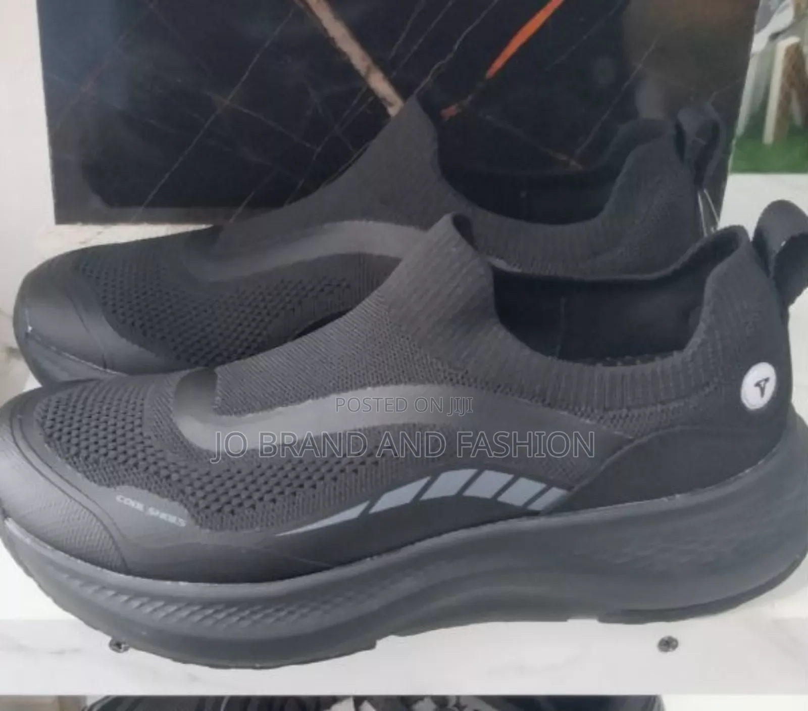 New Air Mesh Shoes Slip on Breathable Running