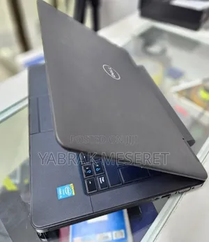 New Laptop Dell 8GB Intel Core I5 SSD 500GB