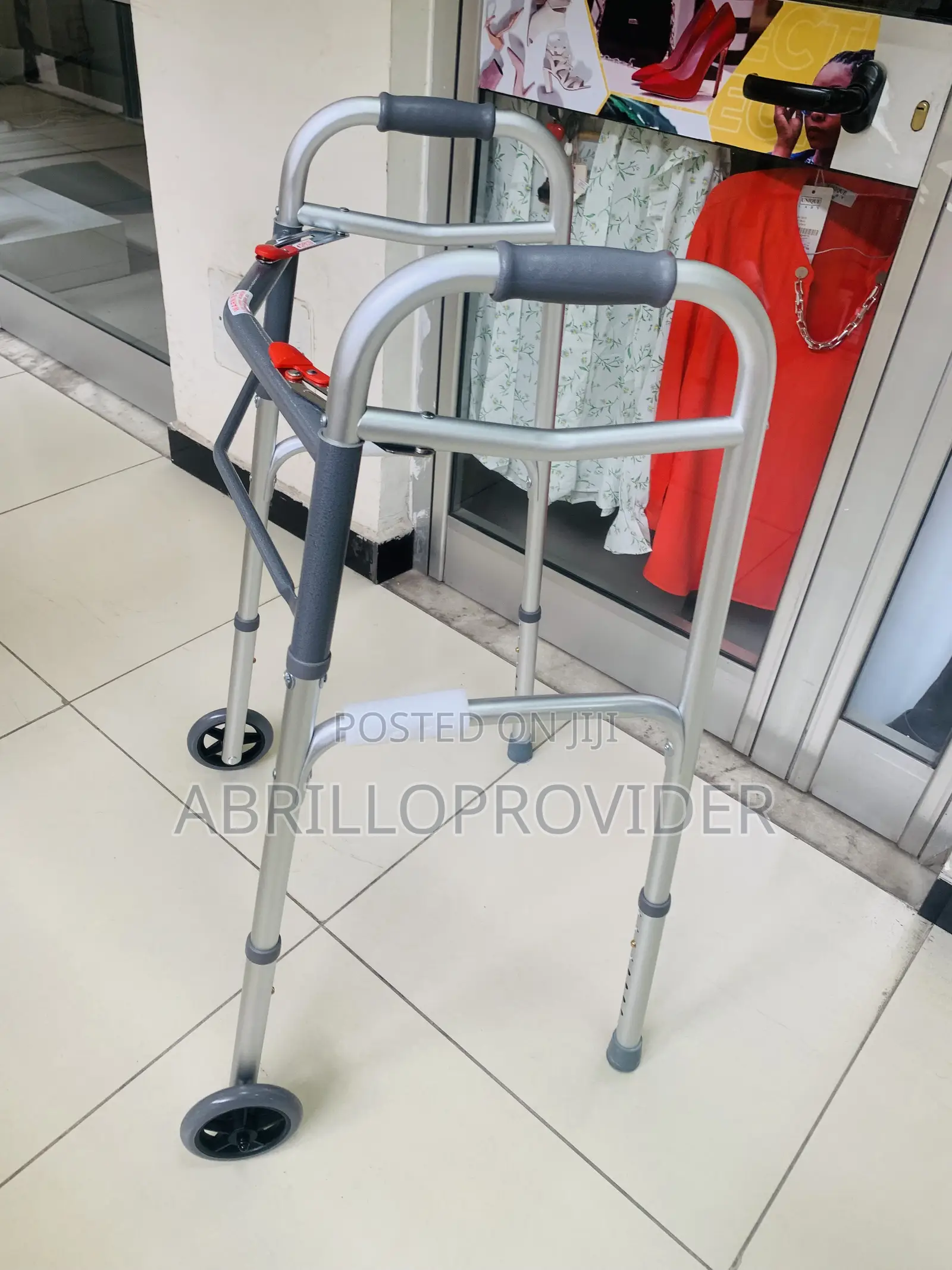 Strong Walker1:2walking Aid4