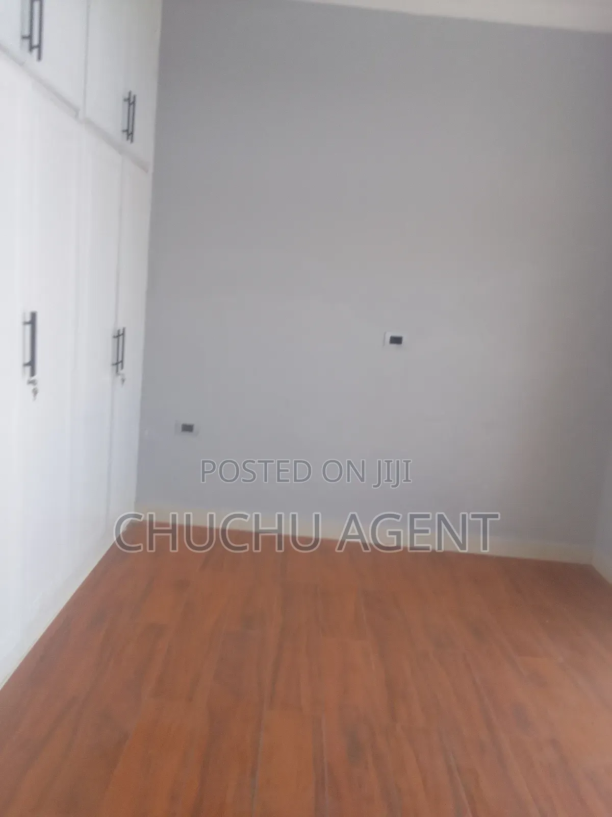 8bdrm House in Bole for rent