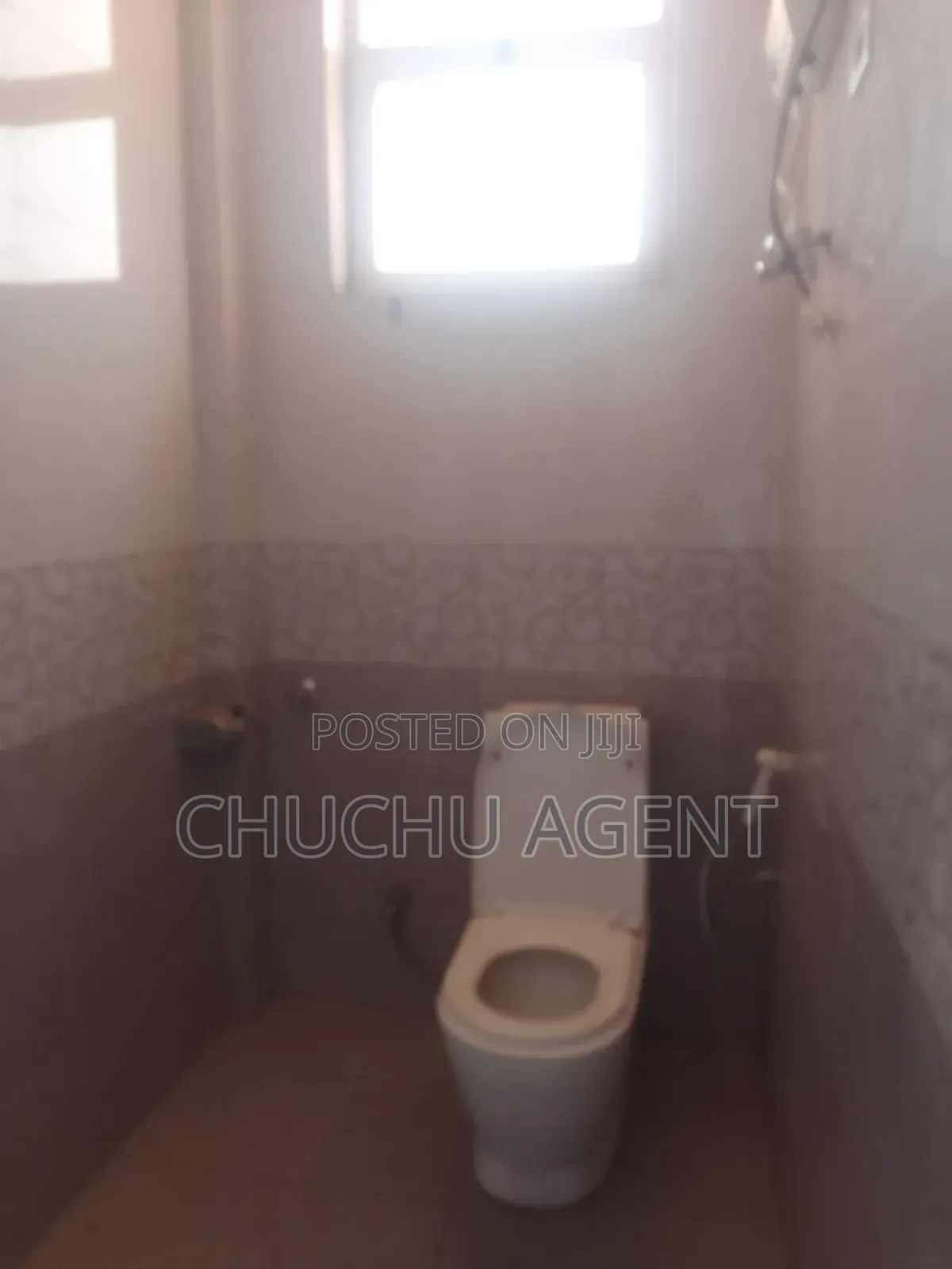 8bdrm House in Bole for rent