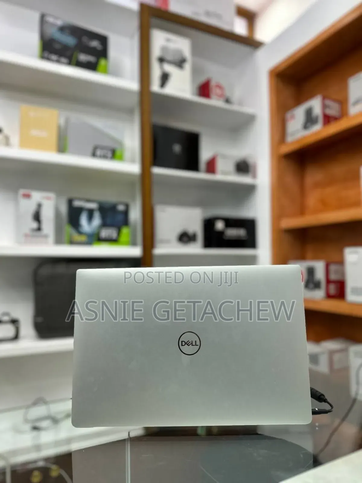 New Laptop Dell Precision 7680 16GB Intel Core I7 SSD 512GB