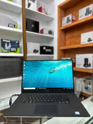 New Laptop Dell Precision 7680 16GB Intel Core I7 SSD 512GB