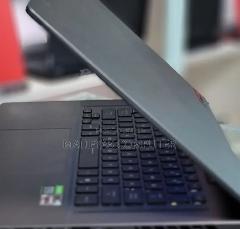 New Laptop Asus ROG Zephyrus G15 16GB AMD Ryzen 9 SSD 1T