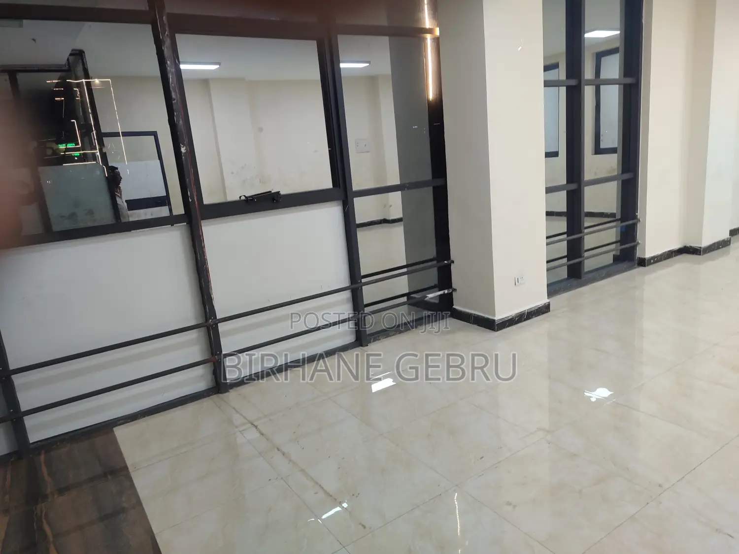 Luxury Apartment Rent for Office