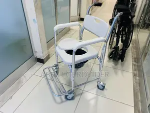 Photo - Toilet. Wheelchair4;4comforttable Wheelchair1:4wheelchair