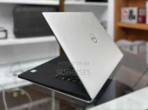 Photo - New Laptop Dell Precision 5540 16GB Intel Core I7 SSD 512GB
