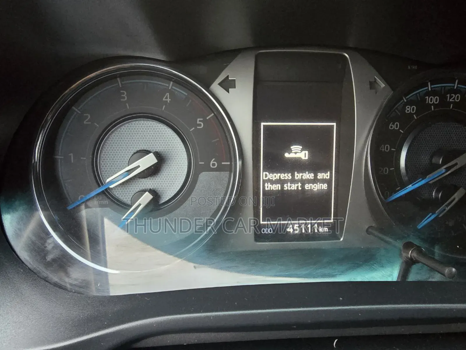 Toyota Hilux 2021 Silver