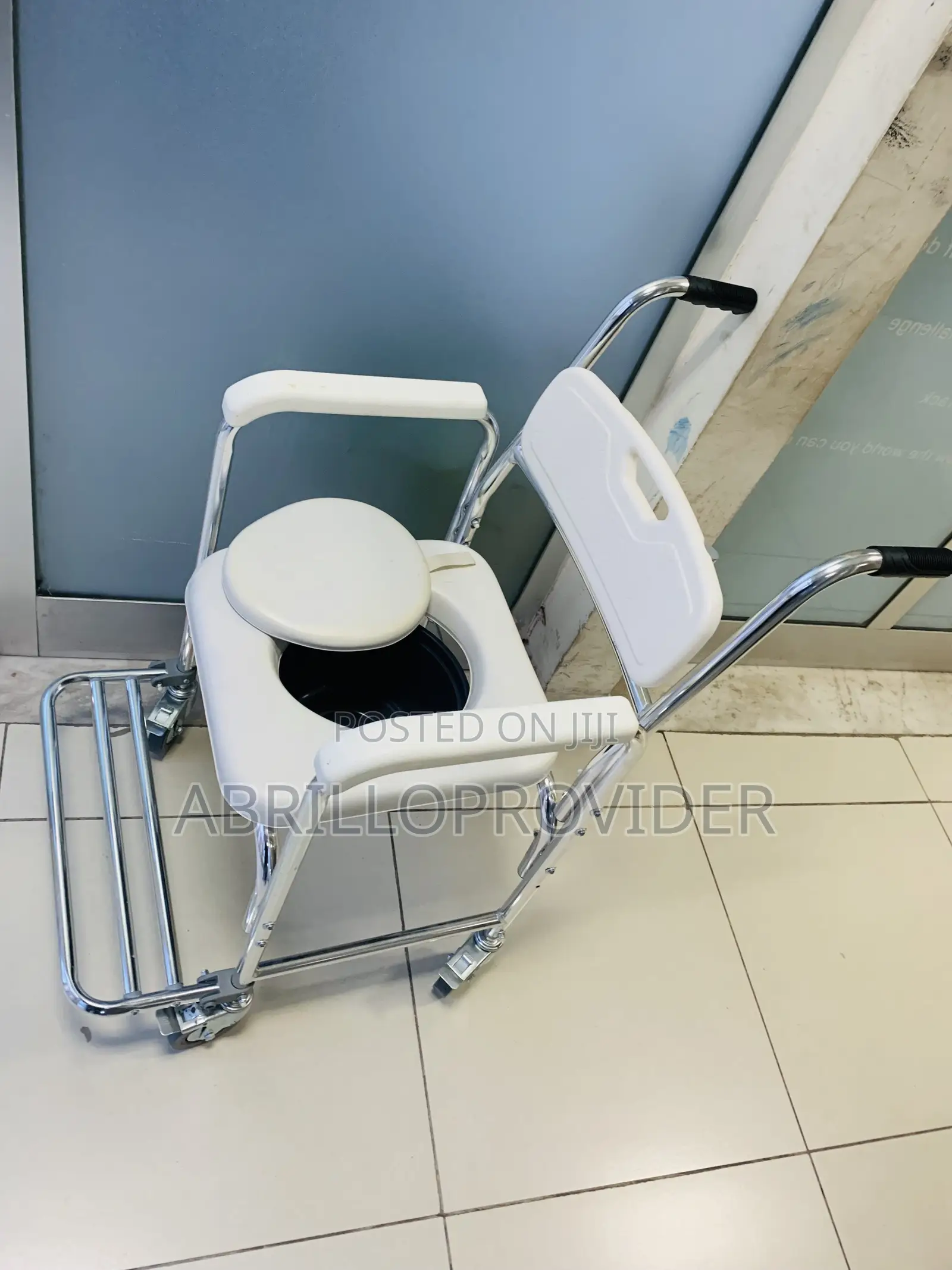 Comfortable Toilet Wheelchair፮wheelchair፰wheelchair1folding