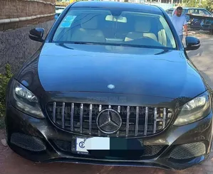 Mercedes-Benz C180 2014 Burgundy