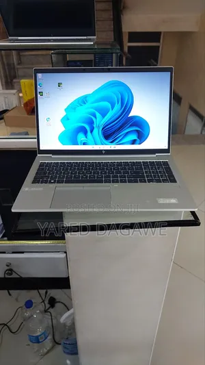 New Laptop HP EliteBook 850 G8 16GB Intel Core I7 SSD 512GB