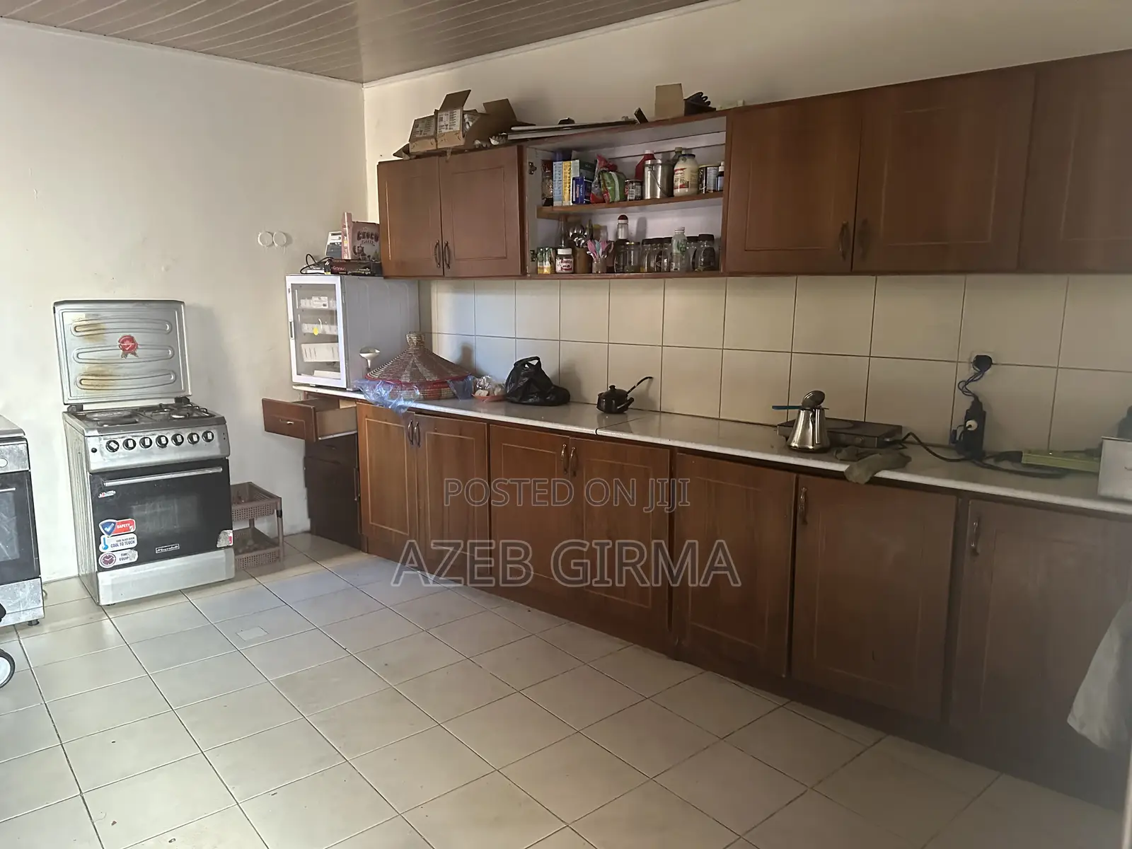 Furnished 4bdrm House in Zitta, Yeka for rent