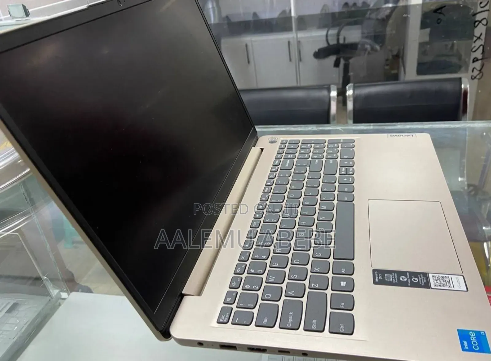 New Laptop Lenovo Ideapad 3 8GB Intel Core I3 SSD 256GB