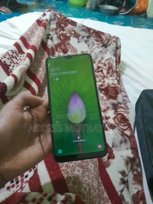 Samsung Galaxy A20 32 GB Black