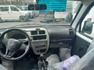 New Suzuki Eeco 2024 Silver