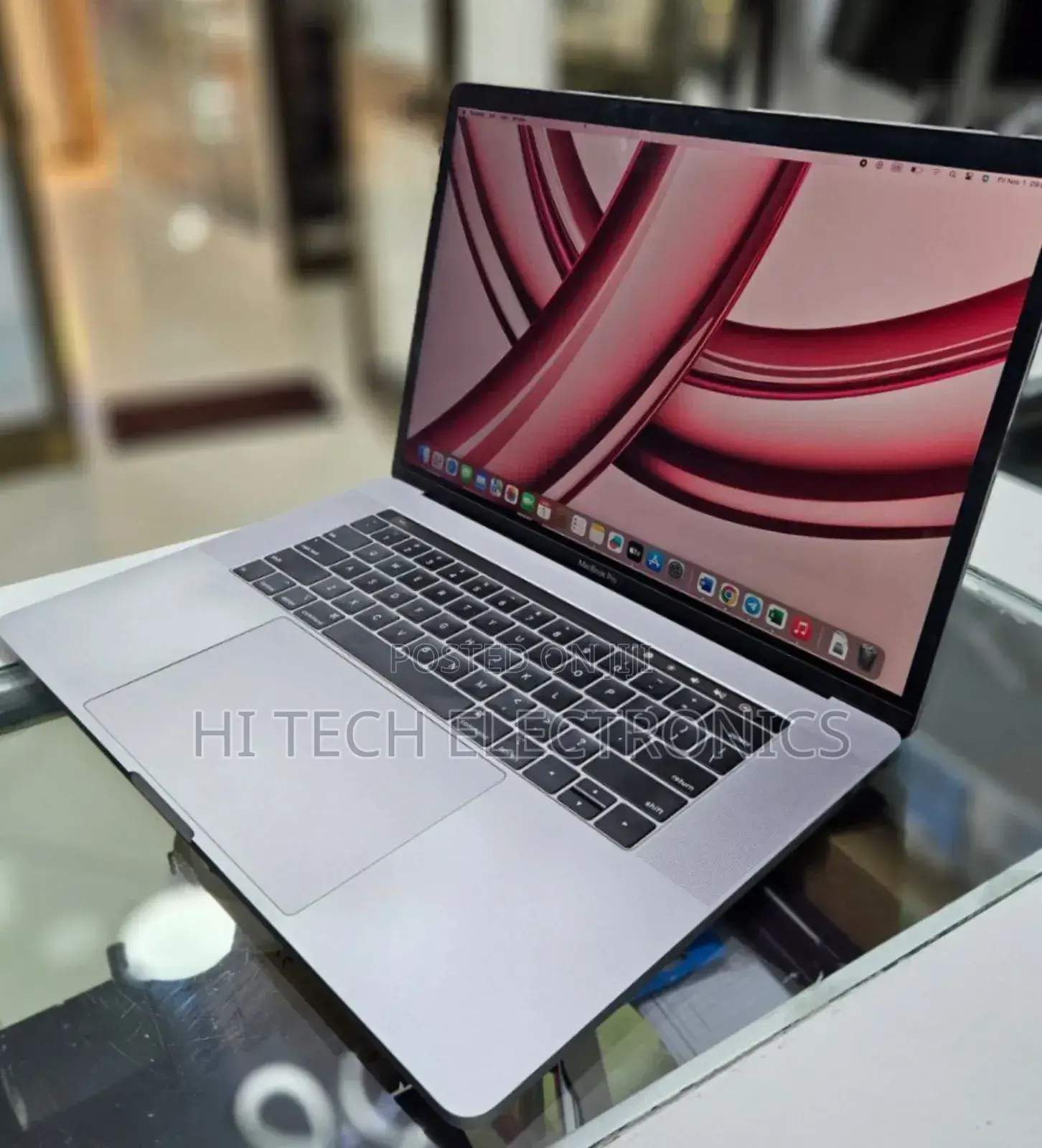 New Laptop Apple MacBook Pro 2019 16GB Intel Core I9 SSD 1T