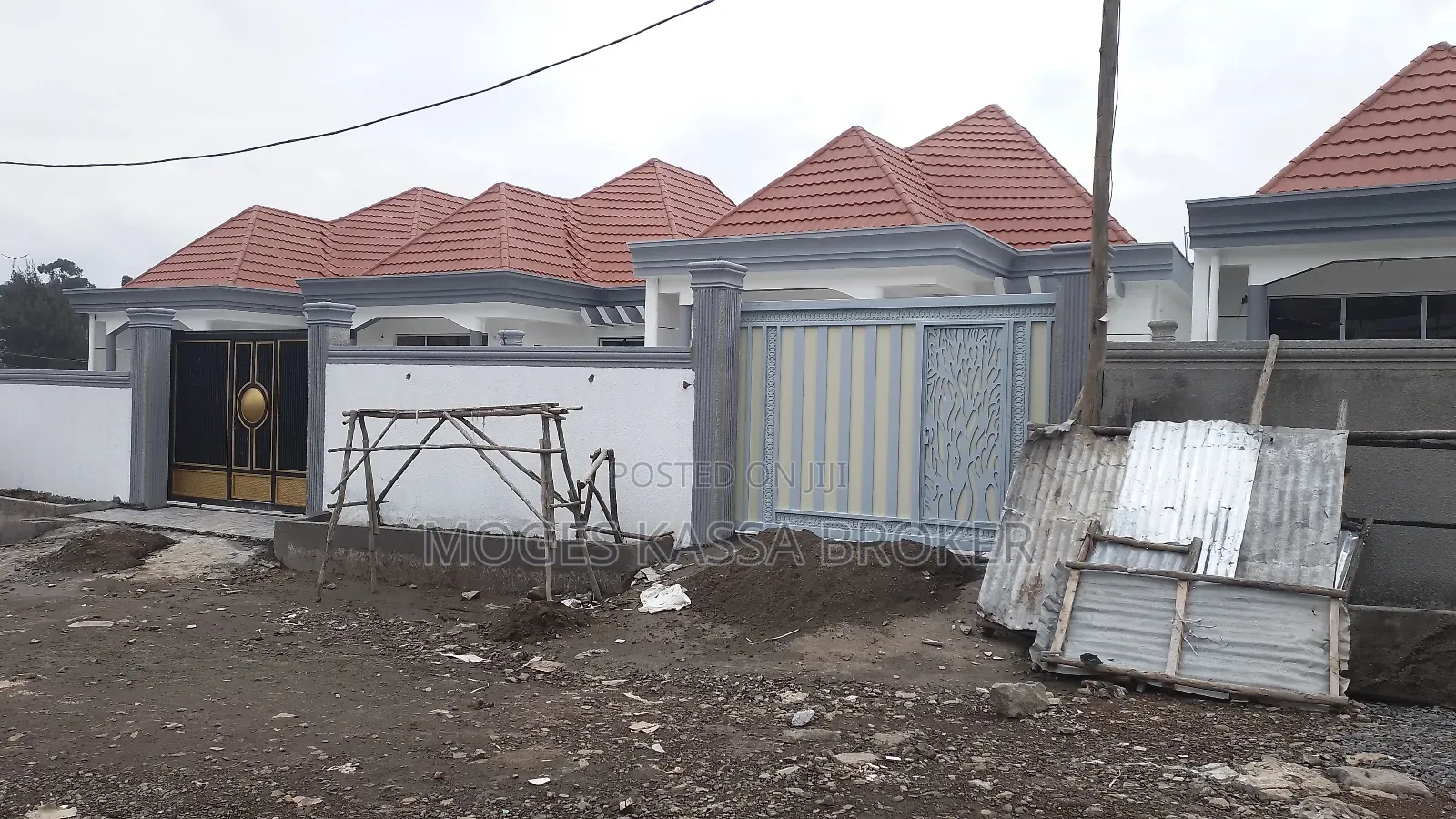 Furnished 3bdrm Villa in ሰሚት ሲኤም ሲ ፍየል ቤት, Yeka for sale