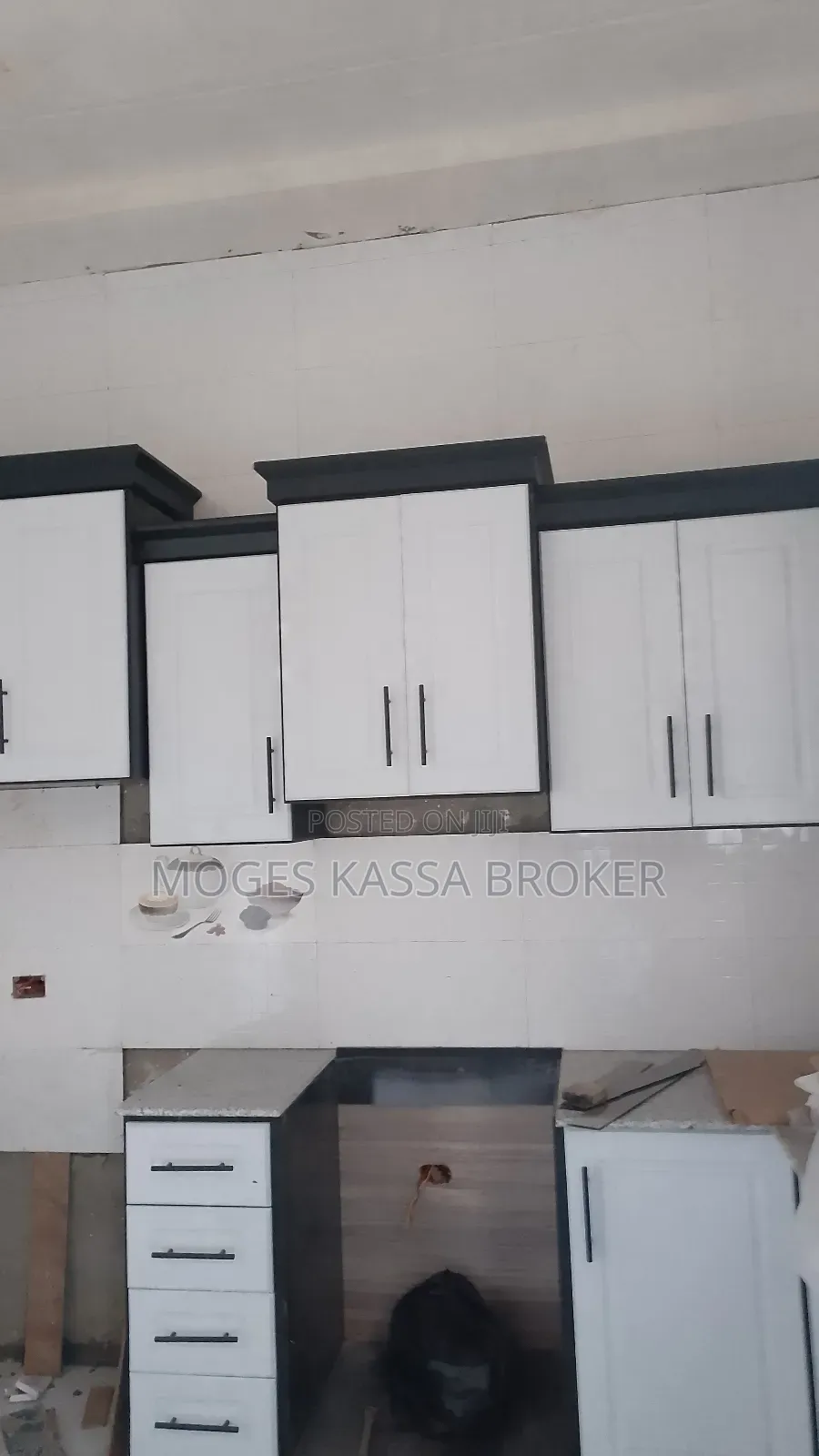 Furnished 3bdrm Villa in ሰሚት ሲኤም ሲ ፍየል ቤት, Yeka for sale