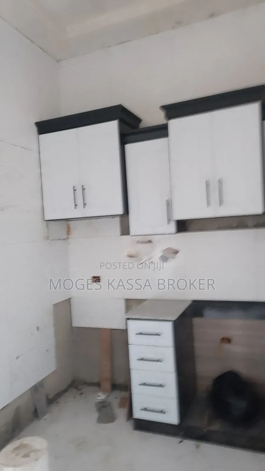 Furnished 3bdrm Villa in ሰሚት ሲኤም ሲ ፍየል ቤት, Yeka for sale