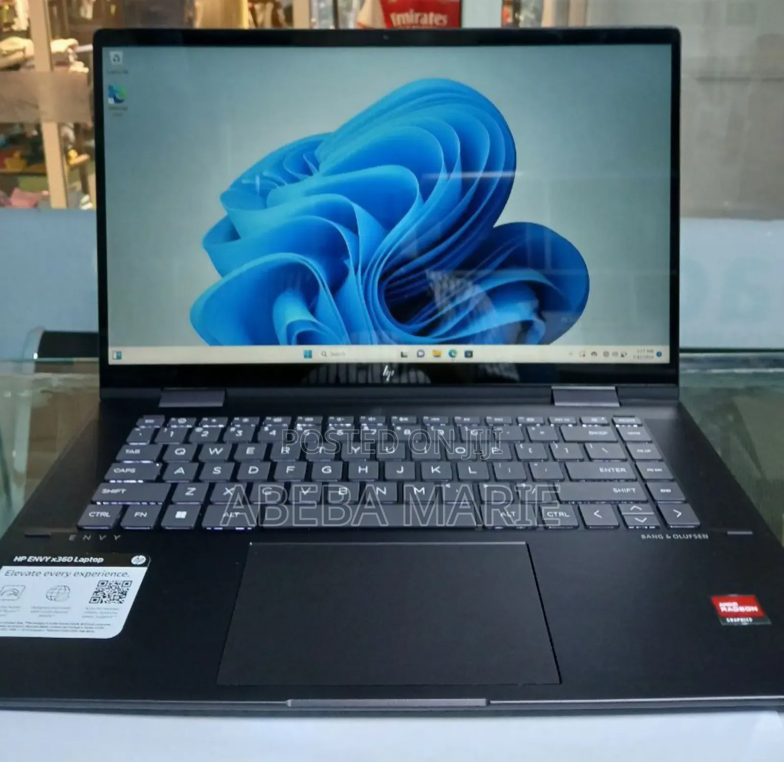 New Laptop HP Envy X360 8GB AMD Ryzen 5 SSD 512GB