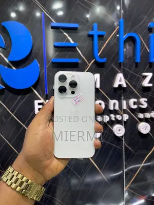 New Apple iPhone 15 Pro 128 GB White