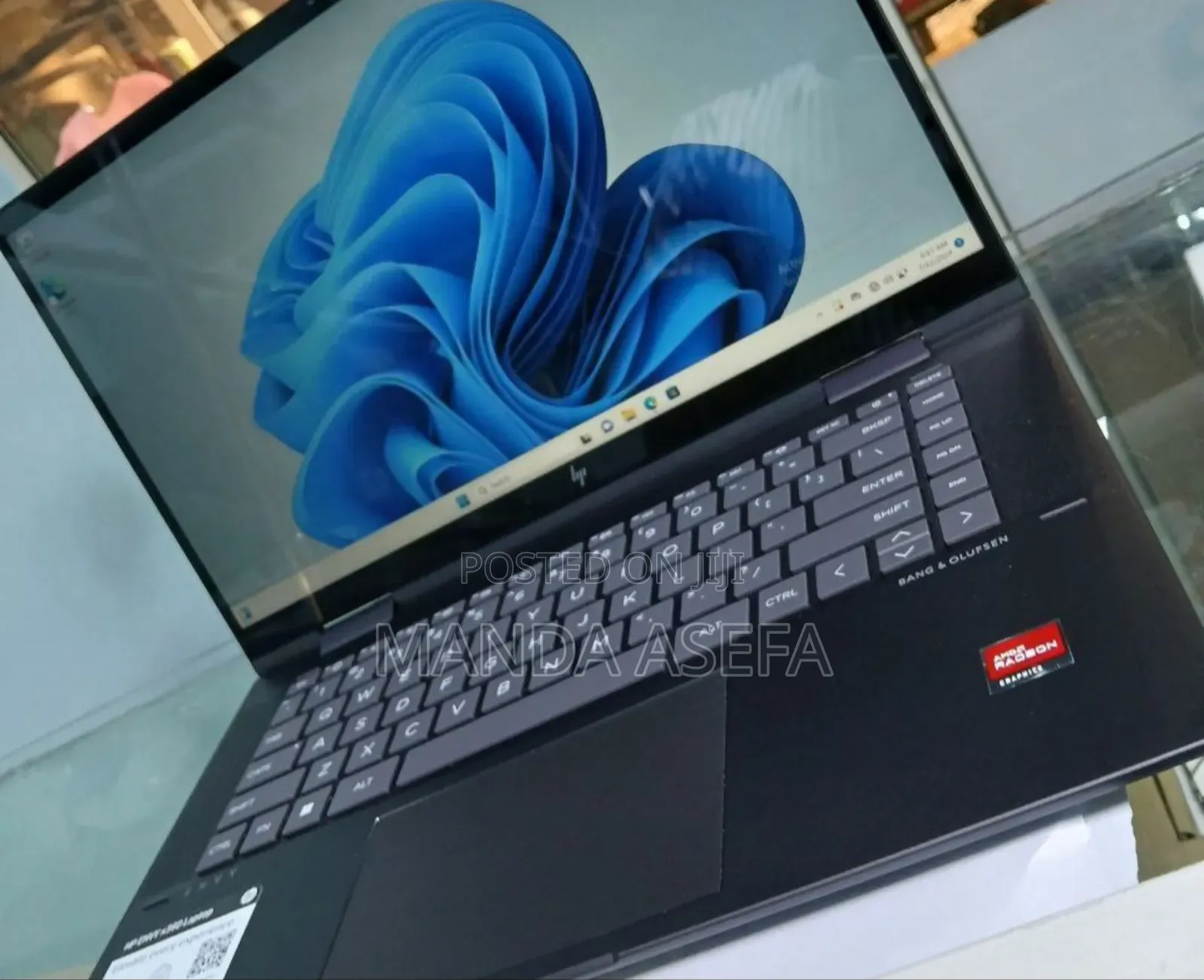 New Laptop HP Envy X360 8GB AMD Ryzen 5 SSD 512GB