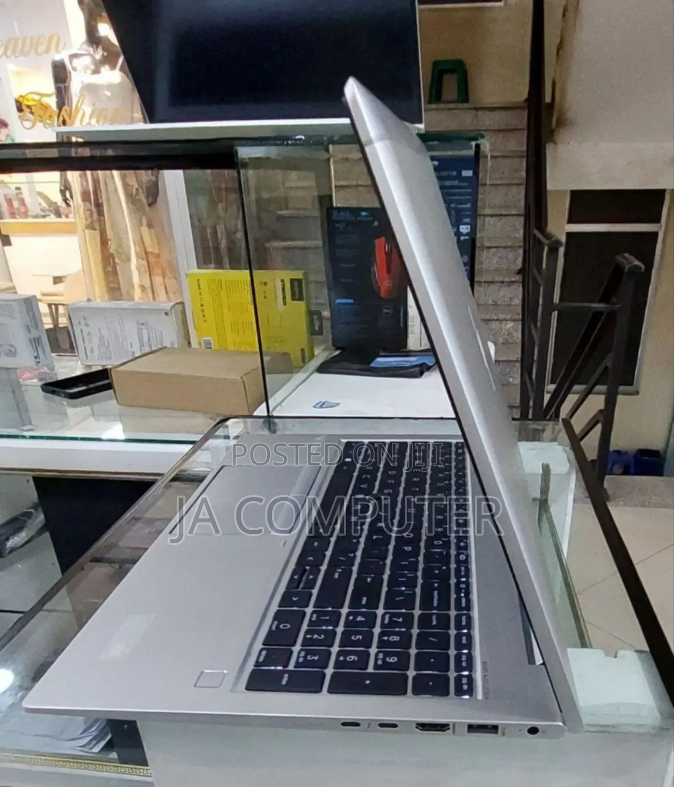 New Laptop HP EliteBook 850 G8 16GB Intel Core I7 SSD 512GB