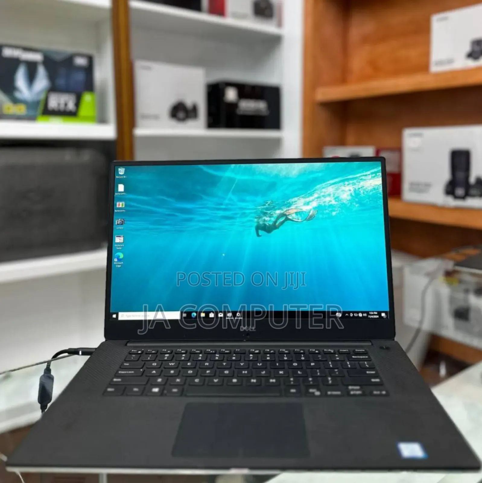 New Laptop Dell Precision 15 7550 16GB Intel Core I7 SSD 512GB