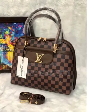 Photo - Lv Ladies Hand Bag With Long Handle