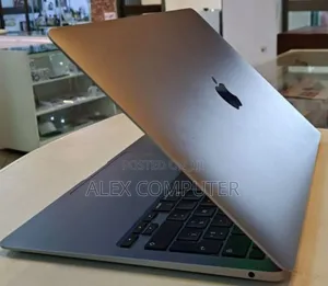 New Laptop Apple MacBook Air 2020 M1 8GB Intel Core I5 SSD 256GB