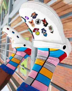 Photo - Awesome Shoe Stickers! Crocs Stickers የሚወዱትን ጫማዎን ያስጊጡ!
