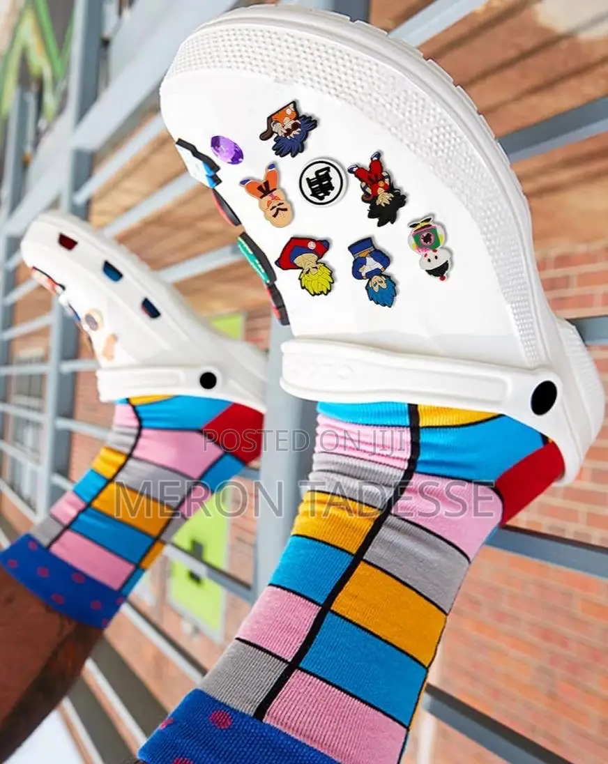 Awesome Shoe Stickers! Crocs Stickers የሚወዱትን ጫማዎን ያስጊጡ!