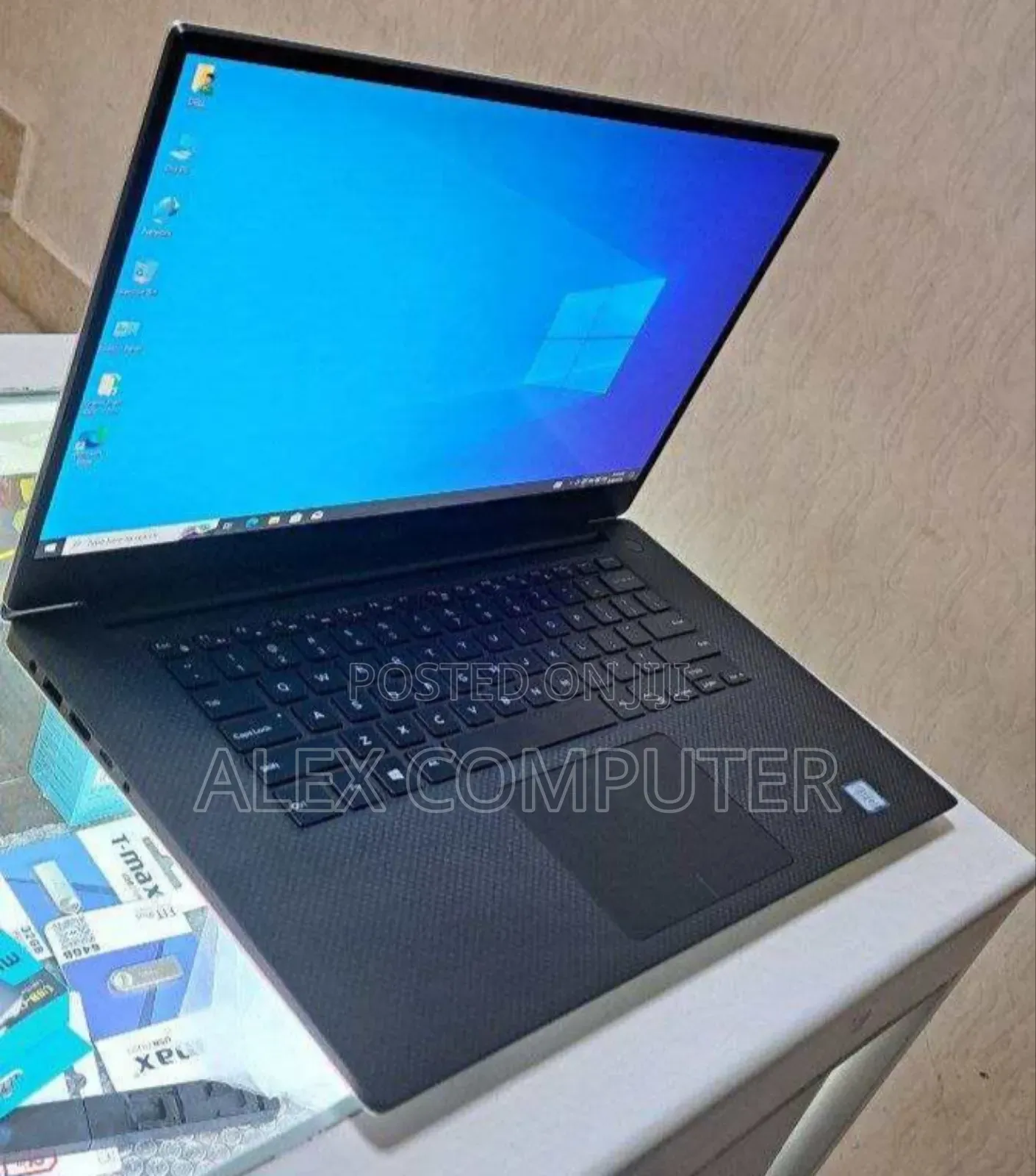 New Laptop Dell Precision 15 3520 32GB Intel Core I7 SSD 512GB