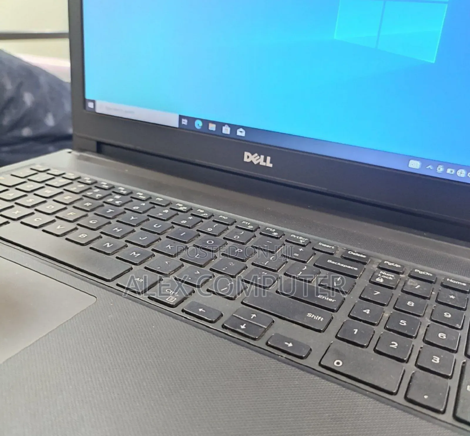New Laptop Dell Vostro 15 3000 4GB Intel Core I5 HDD 1T