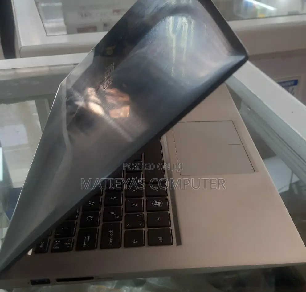 Laptop Asus 4GB Intel Core I3 HDD 500GB