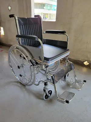 Photo - Commode Wheelchair፮×Push-Type Self-Propelled Walker∞÷ዊልቼር